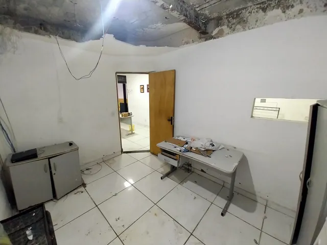 Imagem 2: PC2409) Prédio Comercial medindo 243m² localizado no bairro de Fátima