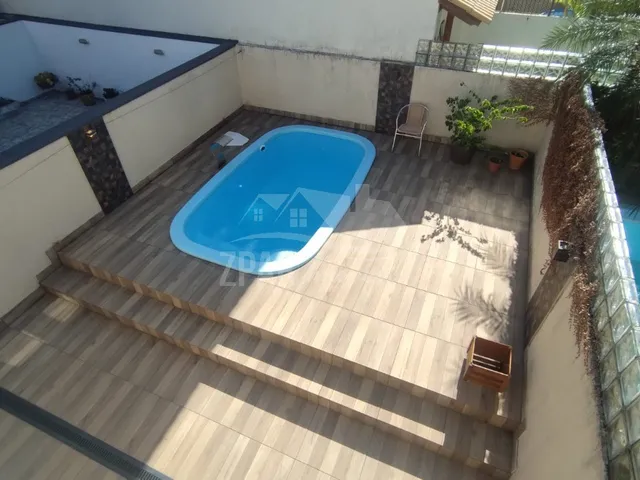 Imagem 2: Sobrado de 3 quartos com suíte no condomínio Lagos de Nova Ipanema - Hípica, Porto