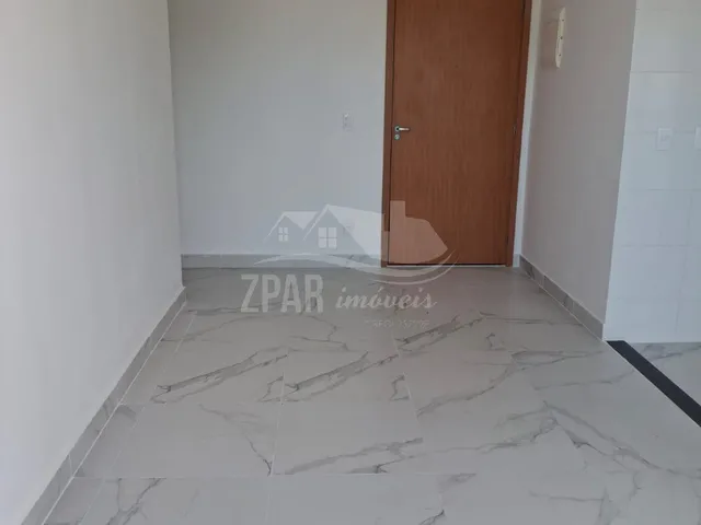 Imagem: Apartamento novo com 2 dormitórios sendo