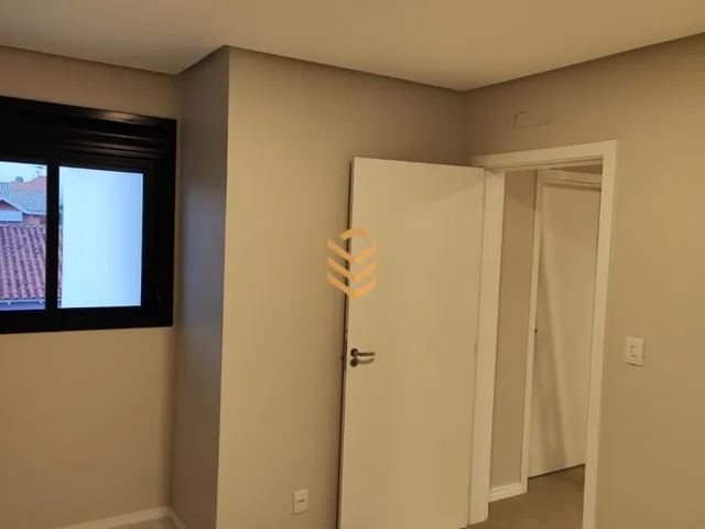 Imagem 16: Sobrado à Venda em Harmonia, Canoas - 215m² - Closet, Escritório - G rande