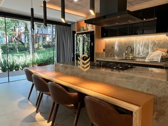 Imagem 9: Casa em Condomínio Fechado de Alto Padrão Pinheiro Grosso