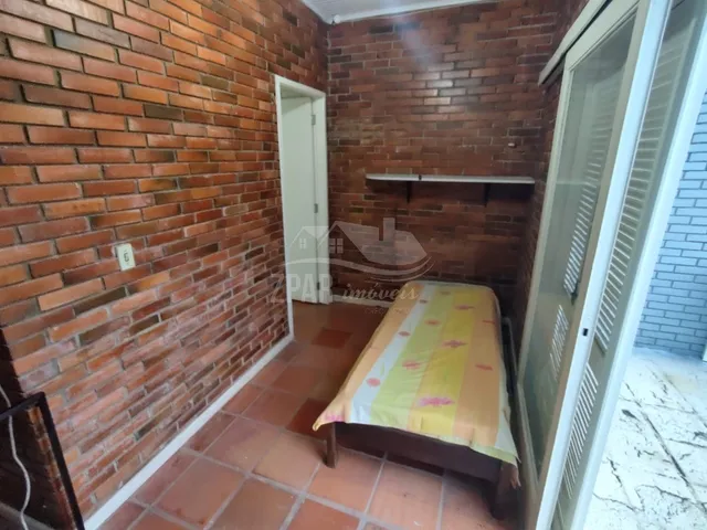 Imagem 5: Imperdível casa à venda em Imbé-RS, bairro Centro: 2 quartos, 2 suítes, 2 salas, 1