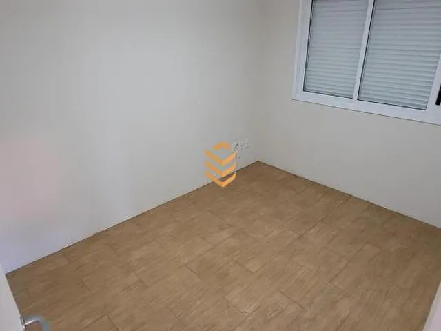 Imagem 7: Apartamento 02 dormitorios Semi Mobiliado em Bairro tranquilo e Arborizado