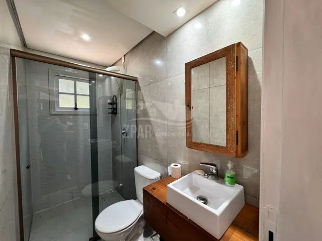 Imagem 2: Imperdível oportunidade: Casa à venda em Gramado-RS, bairro Floresta, 3 quartos, 1
