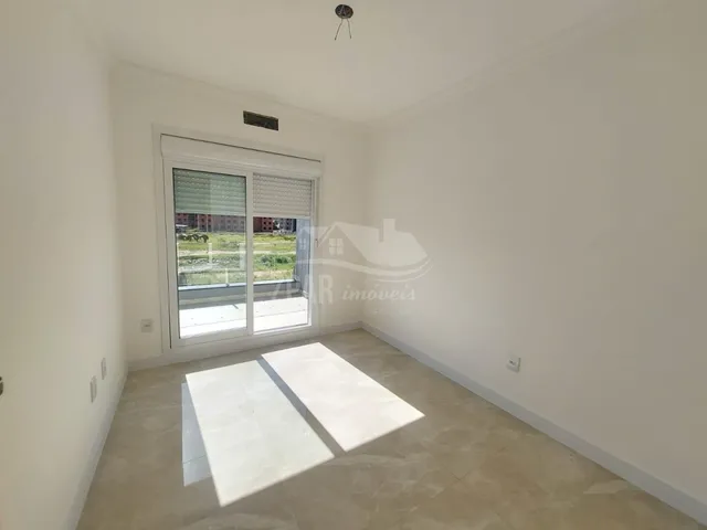 Imagem 5: Imperdível Casa em Condomínio na Hípica, Porto Alegre - 4 Quartos, 2 Suítes