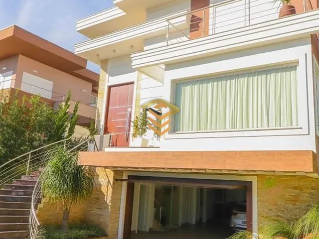 Imagem: Casa Alto Padrão em Condomínio Fechado