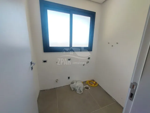 Imagem 7: Imperdível casa em condomínio na Tristeza: 3 quartos, 3 suítes, 2 salas, 5 banheiros