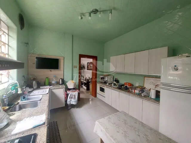 Imagem 12: Imóvel Impecável na Glória: Casa à Venda em Porto Alegre-RS com 3 Quartos, 1 Suíte e