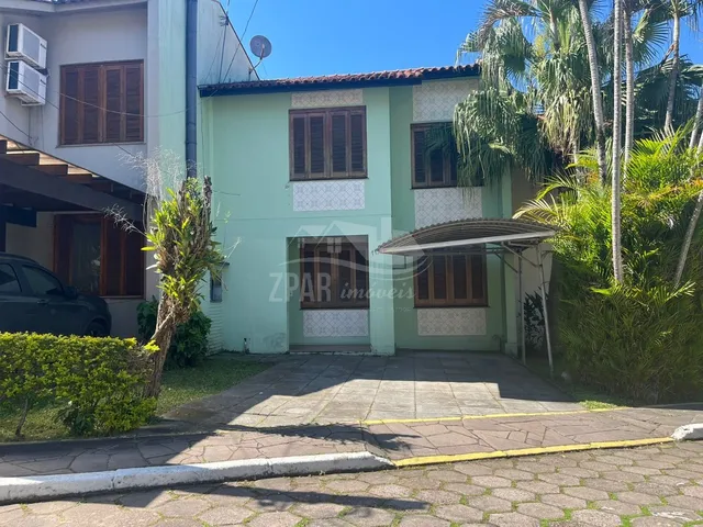 Imagem: Casa à venda em Porto Alegre-RS, bairro
