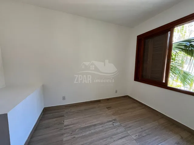 Imagem 5: Casa à venda em Porto Alegre-RS, bairro Cavalhada: 3 dormitórios, 1 suíte, 2 salas, 3