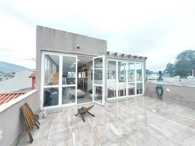 Imagem 2: CASA COM 3 DORMITÓRIOS À VENDA, 320 M² POR R$ 850.000,00- HÍPICA - PORTO ALEGRE/RS