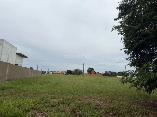 Imagem: Terreno Frente Asfalto de 450 m² próximo