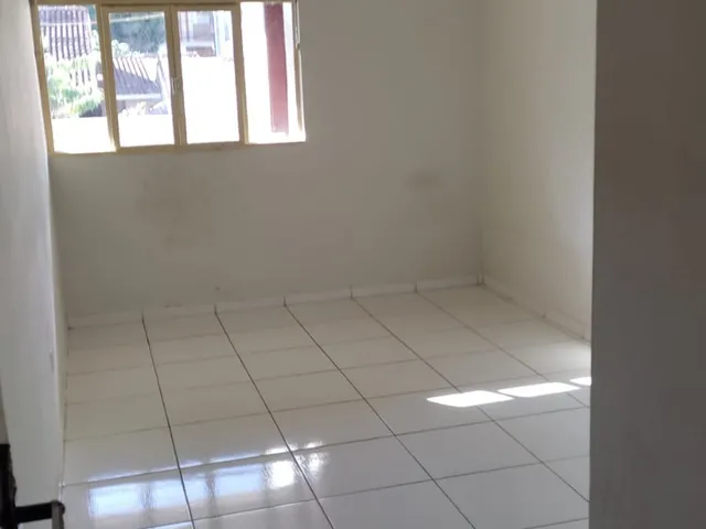 Imagem 8: 4 Dormitórios, 1 Suítes, 1 Vaga na Garagem, 170M² de Área Construída