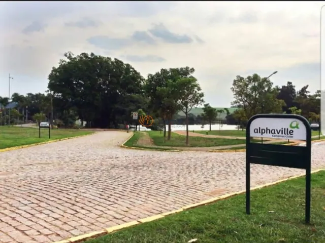 Imagem 1: Casa de alto padrão no Loteamento Alphaville Campinas: 4 quartos, 2 suítes, 3 salas, 6