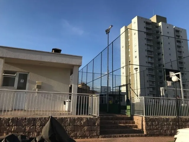 Imagem 3: Apto pronto, último andar no Scalla todo com armários planejados, 2 dorms, varanda e 1
