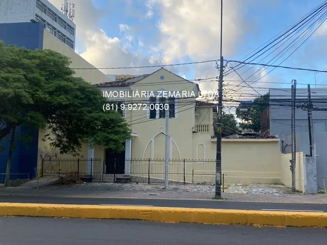 Imagem: Casa Comercial de Luxo à Venda em Derby