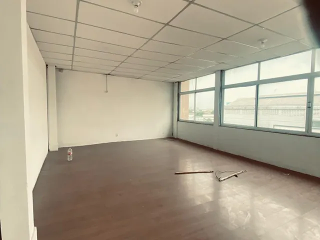Imagem 8: Sala Comercial de Alto Padrão para Locação no Centro de Nova Iguaçu-RJ - 8 Salas, 2