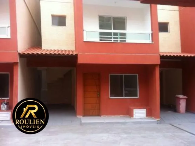 Imagem: A casa possui 3 Dormitórios, 3 Suítes, 1 Banheiro, 3
