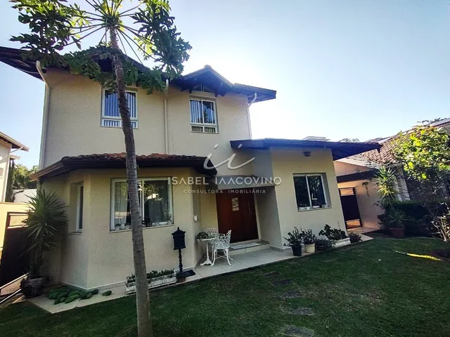 Imagem: Casa térrea, 268m², com sótão, à venda