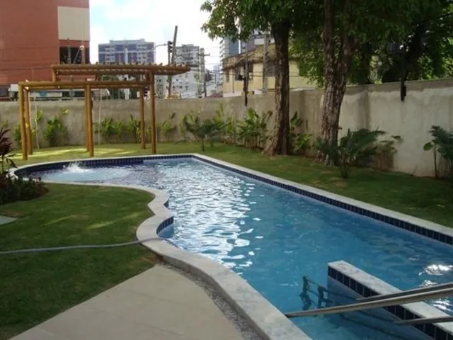 Imagem 2: Apartamento de Luxo no Edifício Casa Rosada - 3 quartos, 3 suítes, 3 salas, 4