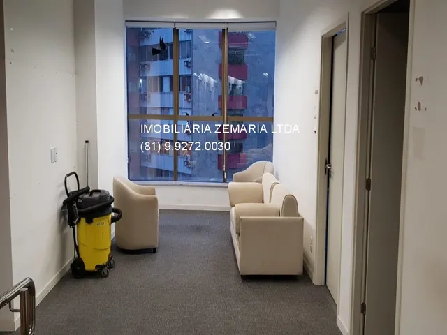 Imagem: A sala comercial possui 4 Dormitórios, 2 Suítes, 2