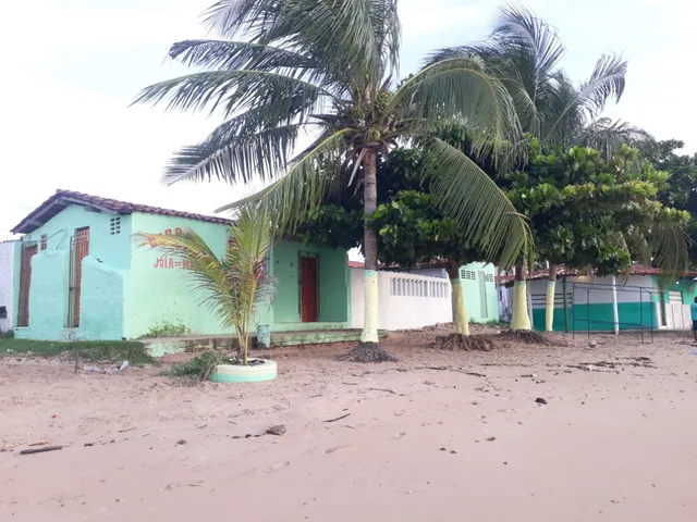 Imagem 3: Ponto Comercial e casa com 4 Quartos e 3 Suítes na Barra do Gil, Vera Cruz-BA - 600m²