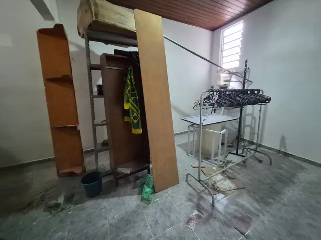 Imagem 13: CASA - BELÉM Casa com 4 dormitórios