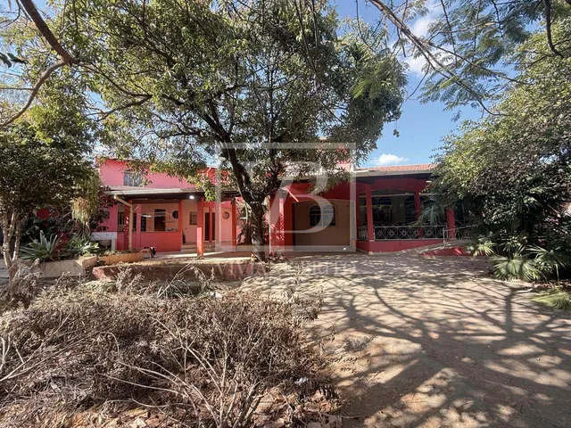 Imagem: Casa com 6 quartos à venda no Jardim Central