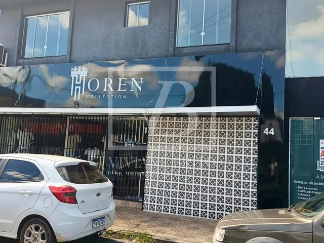 Imagem: Casa comercial com lojas e salas a venda