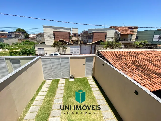 Imagem 3: Casa Duplex À Venda na Praia do Morro, Guarapari-Es: 3 Quartos, Suíte, Sala, 2 Vagas - Visite Hoje!
