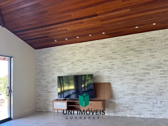 Imagem 3: Chácara à venda em Guarapari com 20.000m² e casa de alto padrão com excelente vista