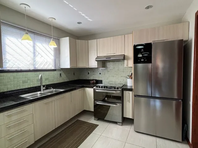 Imagem 8: Residência de Luxo 5 quartos à venda em Guarapari - Porteira Fechada e Lazer Completo!