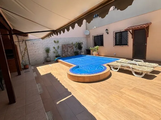 Imagem 2: Residência de Luxo 5 quartos à venda em Guarapari - Porteira Fechada e Lazer Completo!