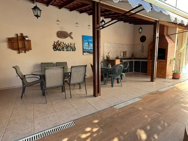 Imagem 1: Residência de Luxo 5 quartos à venda em Guarapari - Porteira Fechada e Lazer Completo!