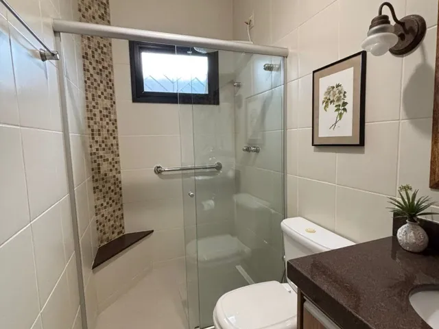 Imagem 7: Residência de Luxo 5 quartos à venda em Guarapari - Porteira Fechada e Lazer Completo!