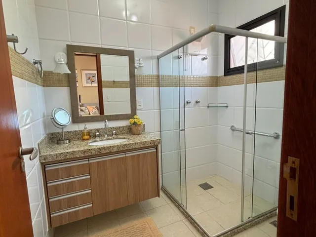 Imagem 10: Residência de Luxo 5 quartos à venda em Guarapari - Porteira Fechada e Lazer Completo!