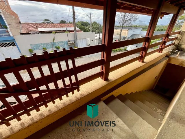Imagem 3: Casa ampla triplex à venda em Setiba