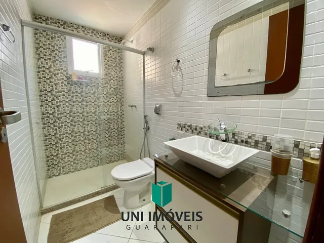 Imagem 3: Apartamento à venda na orla de Peracanga, prédio com área de lazer ? Enseada Azul