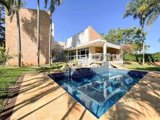 Imagem: Casa À Venda no Condomínio Campos de Santo