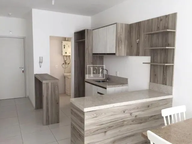 Imagem: Apartamento Semi Mobiliado 02 Dormitórios