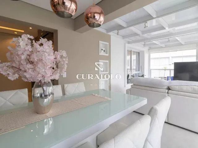 Imagem: O apartamento possui 1 Dormitório, 1 Suíte, 2 Banheiros,