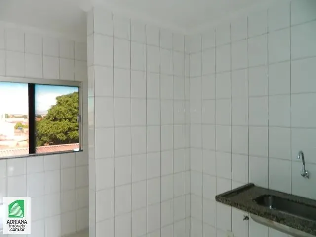 Imagem 1: Anápolis - Apartamento Padrão - Calixtolandia