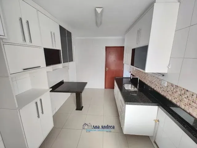 Imagem: Taboão da Serra, Condomínio Castanheira