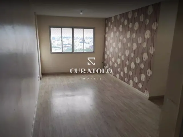 Imagem: O apartamento possui 3 Dormitórios, 1 Banheiro, 1 Vaga na