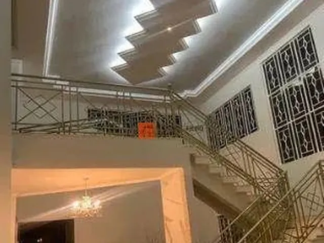 Imagem 10: Casa com 5 Dormitórios para Alugar, 500 M² por R$ 12.000,00/Mês - Setor Habitacional
