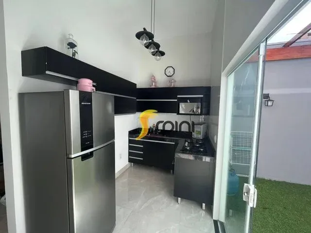Imagem 1: Casa com 2 Dormitórios para Alugar, 80 M² por R$ 3.200/Mês - Laranjeiras