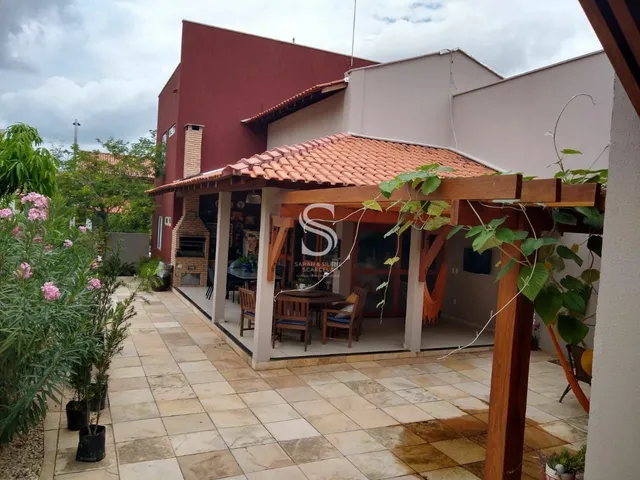Imagem 10: Casa em Condomínio de alto padrão Venda