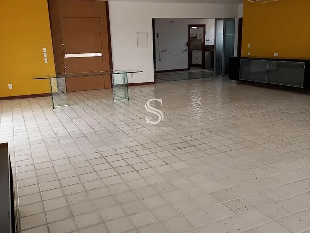 Imagem 10: Apartamento Alto Padrão com 320 m com 5 vagas de garagem livres