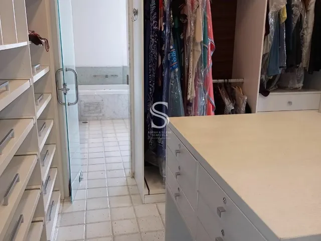 Imagem 7: Apartamento Alto Padrão com 320 m com 5 vagas de garagem livres