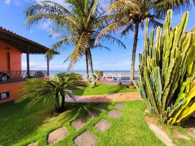 Imagem 1: Casa com 4 Dormitórios À Venda, Terreno 800M² - Construída 290M² por R$ 1.800.000